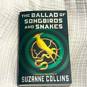 The Ballad of Songbirds and Snakes by - Green Cover